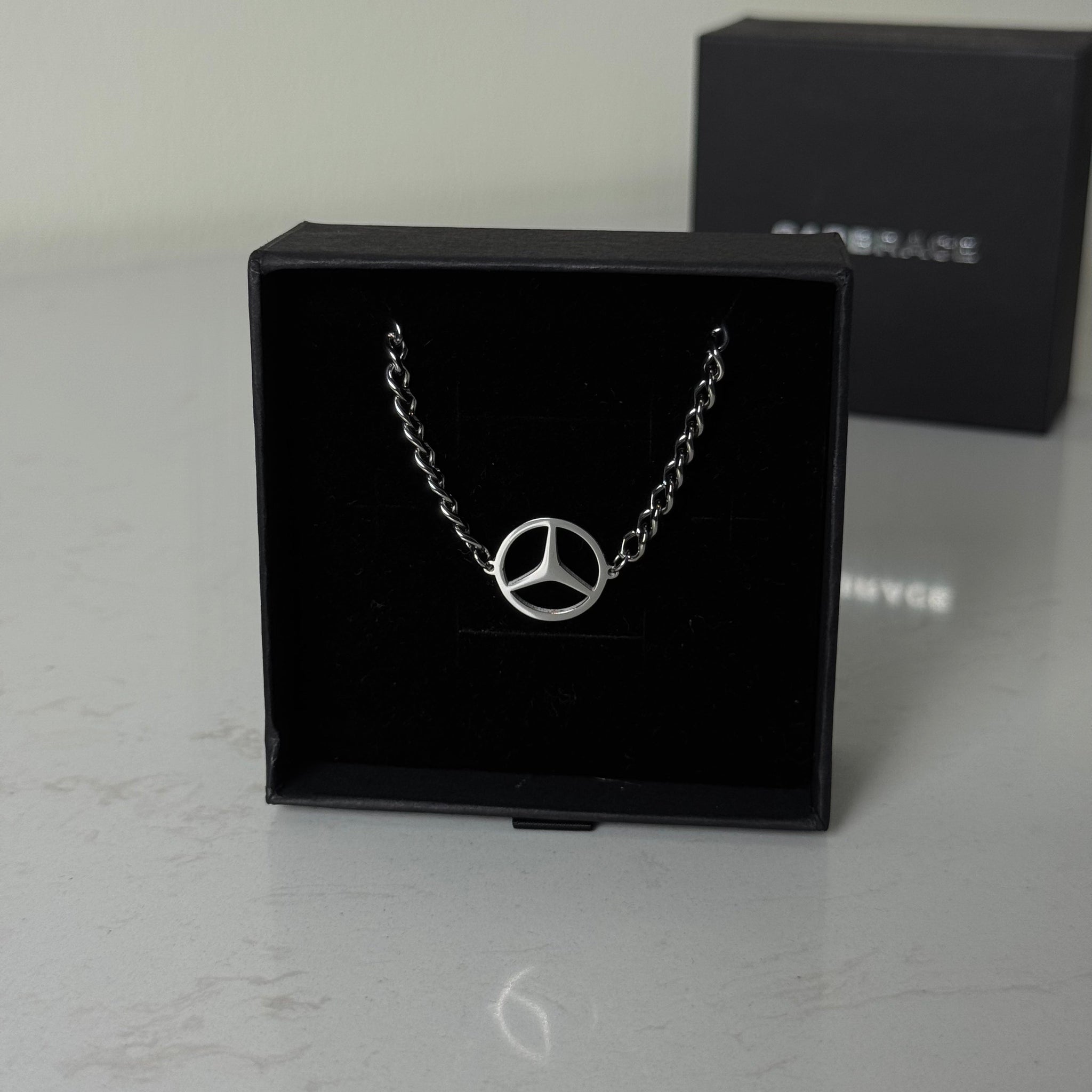 Mercedes Logo
